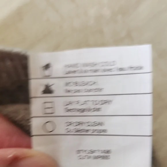 NWT Vince Gray Cashmere Sweater - Picture 10 of 10